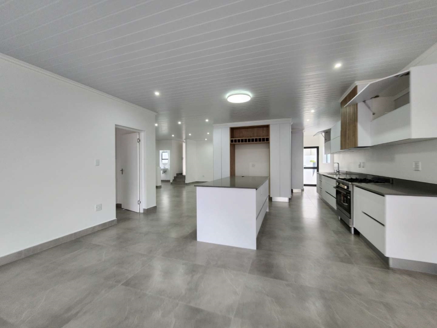 3 Bedroom Property for Sale in Seemeeu Park Western Cape